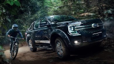 تم تقديم الإصدار الخاص من Ford Ranger XLT Plus – 300 وحدة جنيه مصري، ومشاعل الحاجز، والشريط الرياضي، والشارات، RM143,888