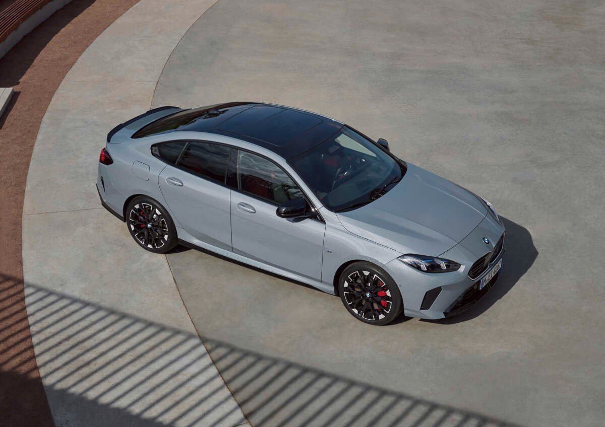 الكشف عن سيارة BMW 2 Series Gran Coupe لعام 2025 – F74 تحصل على مظهر جديد وتصميم داخلي جديد وناقل حركة أوتوماتيكي بـ 7 سرعات بشكل قياسي الكشف عن سيارة BMW 2 Series Gran Coupe لعام 2025 – F74 تحصل على مظهر جديد وتصميم داخلي جديد وناقل حركة أوتوماتيكي بـ 7 سرعات بشكل قياسي