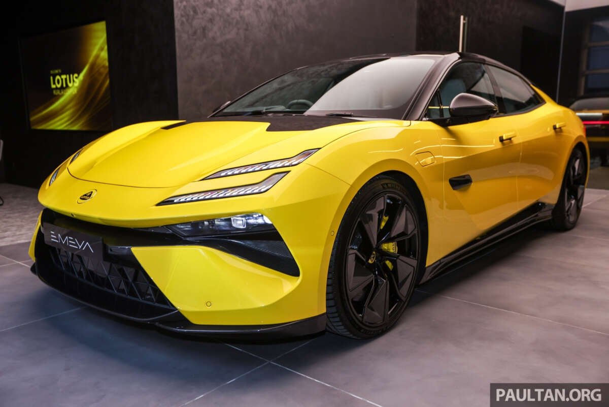 قامت شركة Lotus بإلغاء 200 وظيفة في المملكة المتحدة بسبب “ظروف السوق المتطورة”، ولا تزال تركز على تسليم سيارات العملاء