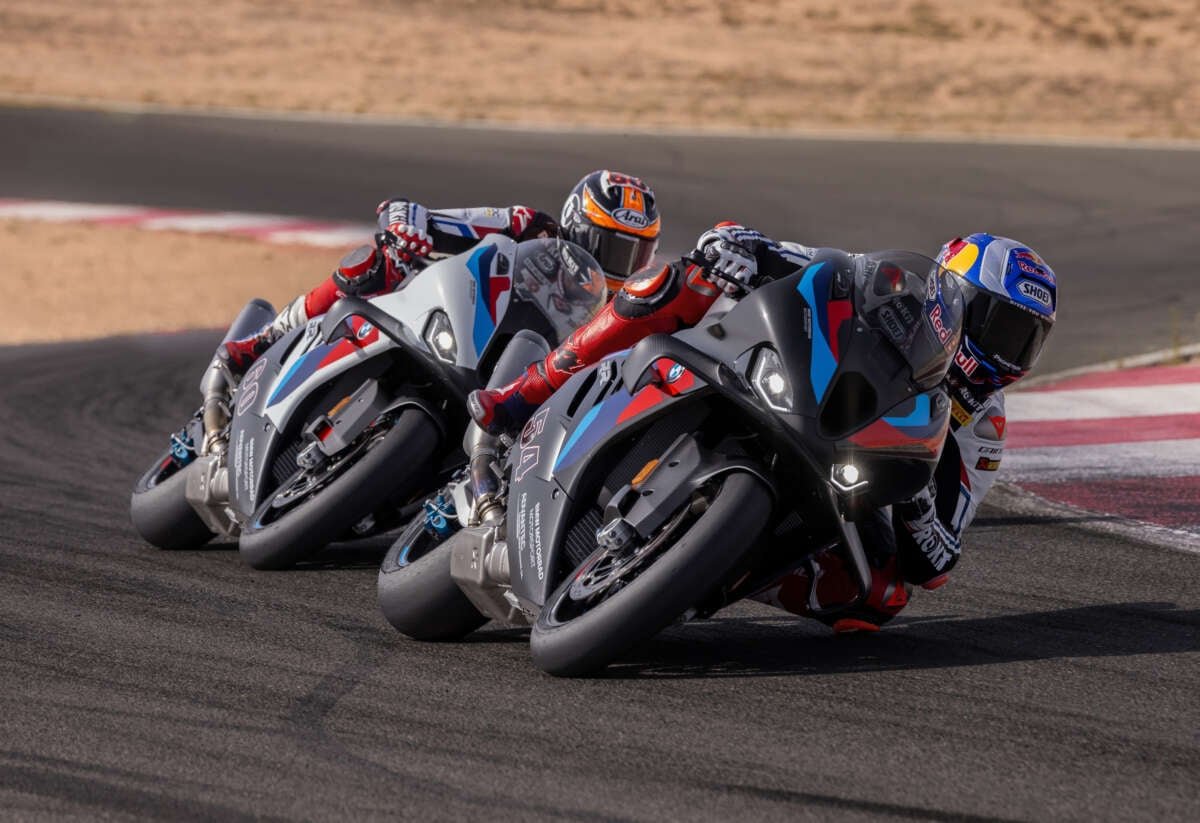 تم تحديث دراجات BMW Motorrad M1000RR وS1000RR الفائقة لعام 2025 – بقوة 218 حصان، ونظام التحكم بالانزلاق، وهدية جديدة تم تحديث دراجات BMW Motorrad M1000RR وS1000RR الفائقة لعام 2025 – بقوة 218 حصان، ونظام التحكم بالانزلاق، وهدية جديدة