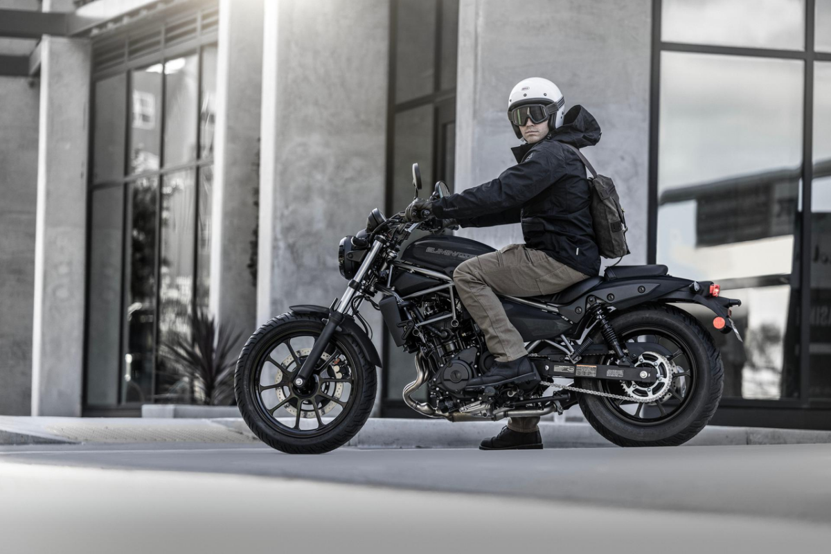 2025 Modenas Kawasaki Eliminator 500 Cruiser تدخل السوق الماليزية بسعر 30.100 رينجيت ماليزي