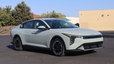 مقارنة بين كيا K4 2025 وهوندا سيفيك 2025 مقارنة بين كيا K4 2025 وهوندا سيفيك 2025