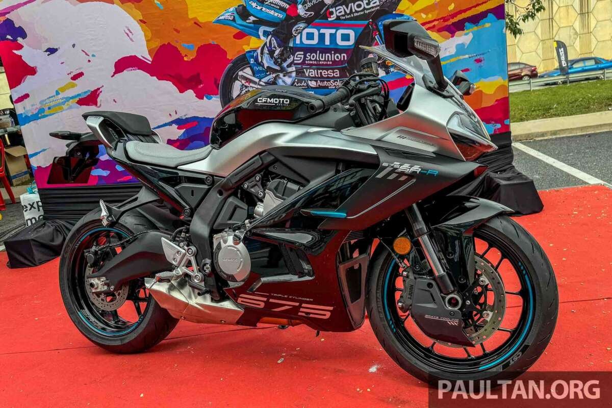 CFMoto 675 SR-R ديلانكاركان في ماليزيا – 37888 رينجيت ماليزي CFMoto 675 SR-R ديلانكاركان في ماليزيا – 37888 رينجيت ماليزي