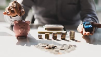 بنك الاحتياطي الفيدرالي يخفض أسعار الفائدة، لكنه يقترح أن يتوقف قريباً