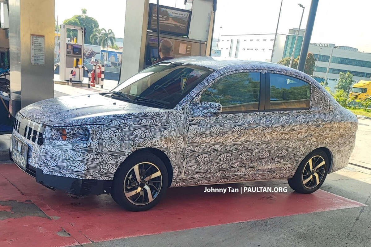 Proton Saga MC3 2025 sekali lagi dijumpai – ada kamera ADAS، rekaan lampu hadapan dan gril baharu Proton Saga MC3 2025 sekali lagi dijumpai – ada kamera ADAS، rekaan lampu hadapan dan gril baharu