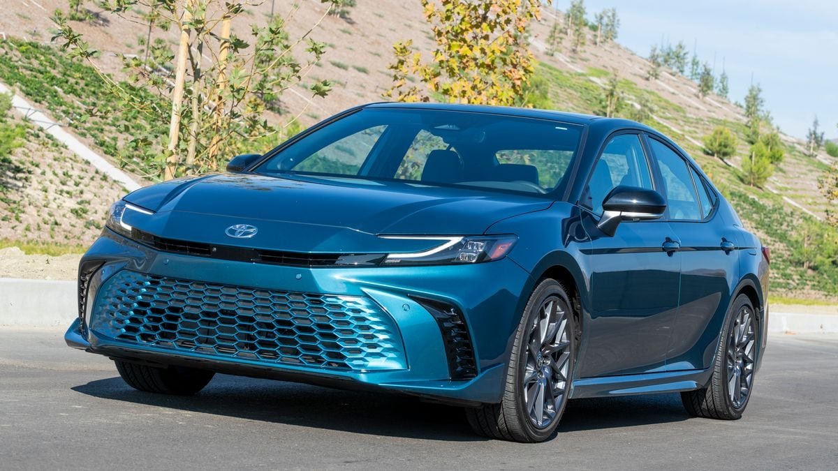 جوائز Kelley Blue Book Best Buy لعام 2025 جوائز Kelley Blue Book Best Buy لعام 2025