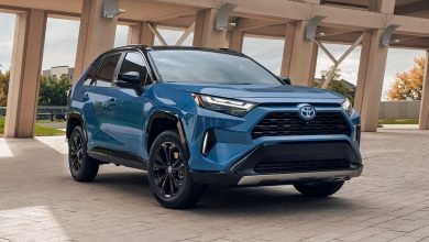 2025 Toyota RAV4 Hybrid مقابل 2025 Honda CR-V Hybrid مقارنة