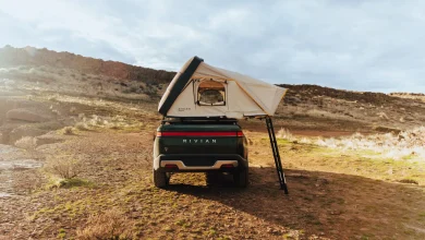 يضيف Rivian Gear Shop خيمة على السطح جيدة لـ R1T أو R1S