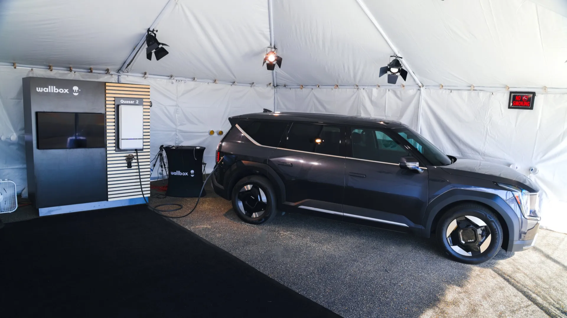 يسعى برنامج شحن EV ثنائي الاتجاه في ماساتشوستس إلى دراسة الاستخدام يسعى برنامج شحن EV ثنائي الاتجاه في ماساتشوستس إلى دراسة الاستخدام