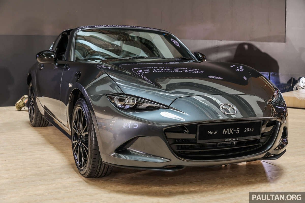 2025 MAZDA MX-5 RF تم إطلاقه في ماليزيا-2.0L MT أو AT ، LSD غير المتماثل ، DSC-TRACH ، شاشة كبيرة ، FR RM294K